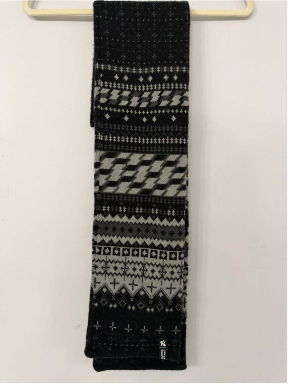 Lifted Research Group LRG gray and white winter theme long knit scarf unisex